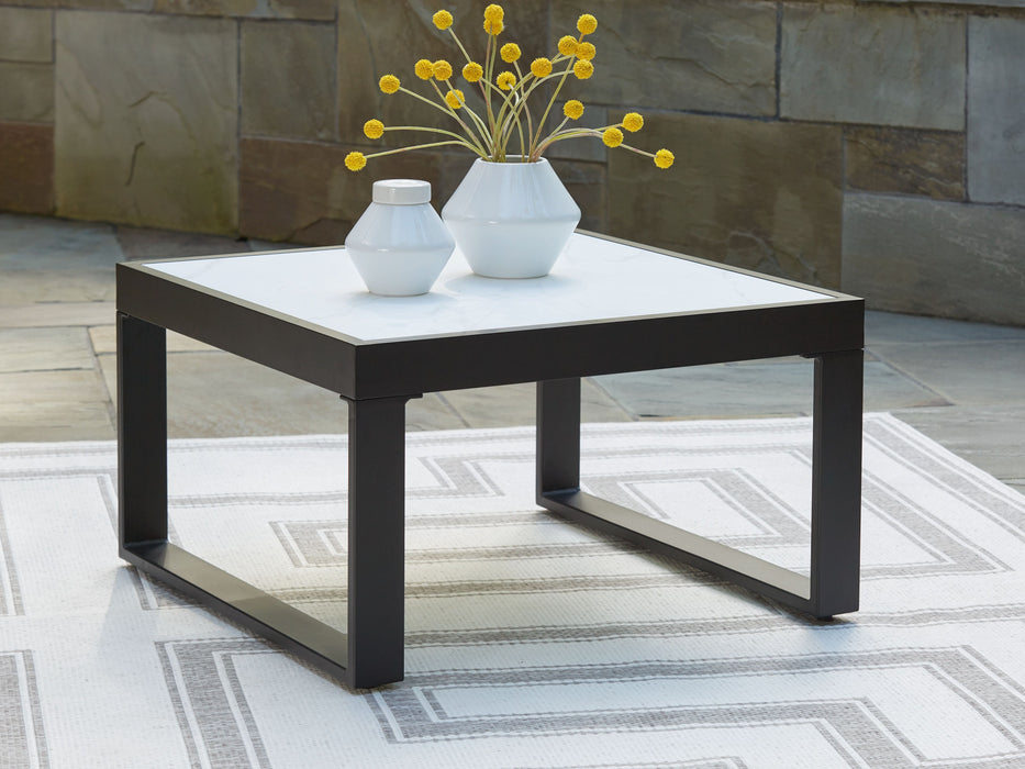 Beachloft - Black / Gray - Square Cocktail Table