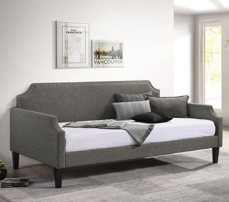 Olivia - Upholstered Daybed